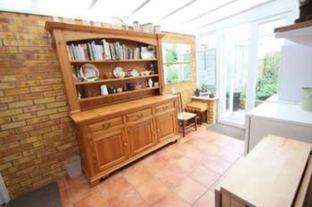  Image of 3 bedroom Semi-Detached house for sale in Westfield Crescent Wellesbourne Warwick CV35 at Westfield Crescent Wellesbourne Warwick, CV35 9RP