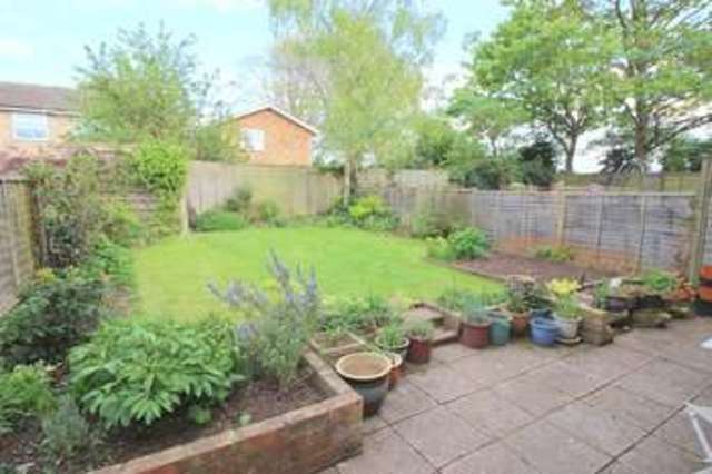  Image of 3 bedroom Semi-Detached house for sale in Westfield Crescent Wellesbourne Warwick CV35 at Westfield Crescent Wellesbourne Warwick, CV35 9RP