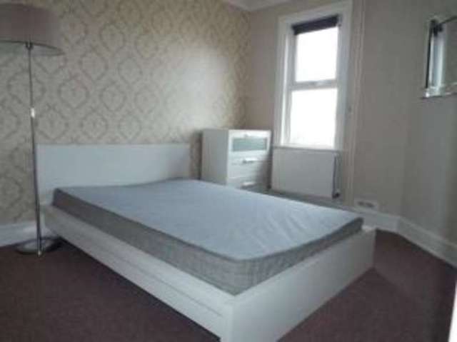  Image of 1 bedroom Flat for sale in Parkhurst Road Weston-super-Mare BS23 at Weston-super-Mare Somerset Weston-super-Mare, BS23 3HT