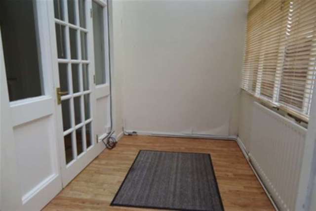  Image of 3 bedroom Semi-Detached house to rent in White Road Quinton Birmingham B32 at Birmingham, B32 2AG