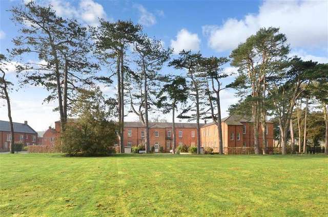  Image of 3 bedroom Flat for sale in Whitecroft Park Newport PO30 at Newport Isle of Wight Newport, PO30 3DW