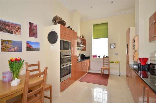  Image of 3 bedroom Flat for sale in Whitecroft Park Newport PO30 at Newport Isle of Wight Newport, PO30 3DW