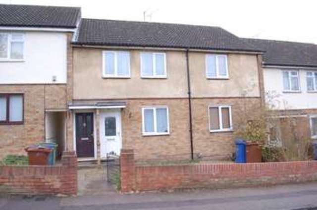  Image of Property to rent in Whitehall Lane Grays RM17 at Whitehall Lane  Grays, RM17 6SH