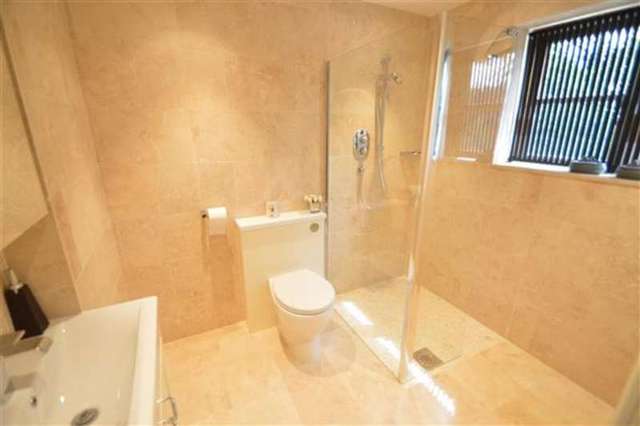  Image of 2 bedroom Detached house for sale in Mays Lane Barnet EN5 at Arkley, EN5 2AH