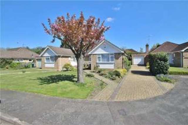  Image of 3 bedroom Detached house for sale in Whopshott Avenue Horsell Woking GU21 at Horsell Surrey Horsell, GU21 4UE