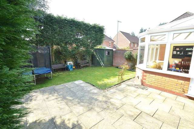  Image of 3 bedroom Semi-Detached house to rent in Wild Arum Way Chandler