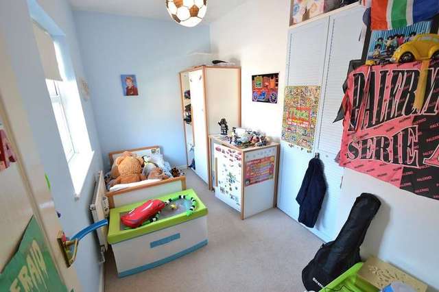  Image of 3 bedroom Semi-Detached house to rent in Wild Arum Way Chandler