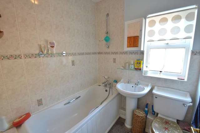  Image of 3 bedroom Semi-Detached house to rent in Wild Arum Way Chandler