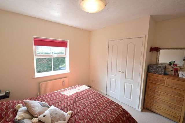  Image of 3 bedroom Semi-Detached house to rent in Wild Arum Way Chandler