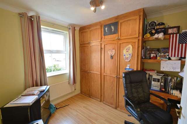  Image of 3 bedroom Semi-Detached house to rent in Wild Arum Way Chandler