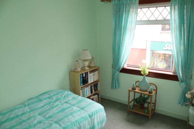  Image of 3 bedroom Flat for sale in William Street Johnstone PA5 at William Street  Johnstone, PA5 8DS