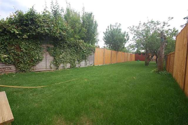  Image of 4 bedroom Terraced house to rent in Wimbledon Park Road London SW18 at West Hill, SW18 5RH
