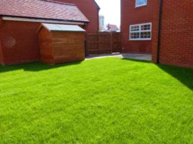  Image of 4 bedroom Detached house for sale in London Road Buckingham MK18 at London Road Buckingham Buckingham, MK18 1AB