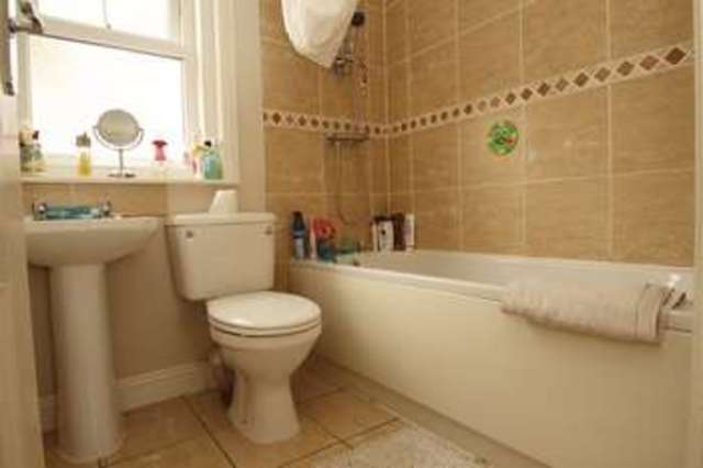  Image of 2 bedroom Flat to rent in Woodend Road Winton Bournemouth BH9 at Woodend Road  BOURNEMOUTH, BH9 2JQ