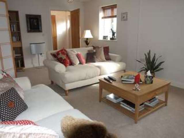  Image of 5 bedroom Semi-Detached house to rent in Waterside Drive Mountsorrel Loughborough LE12 at Wishbone Lane  Mountsorrel, LE12 7AY