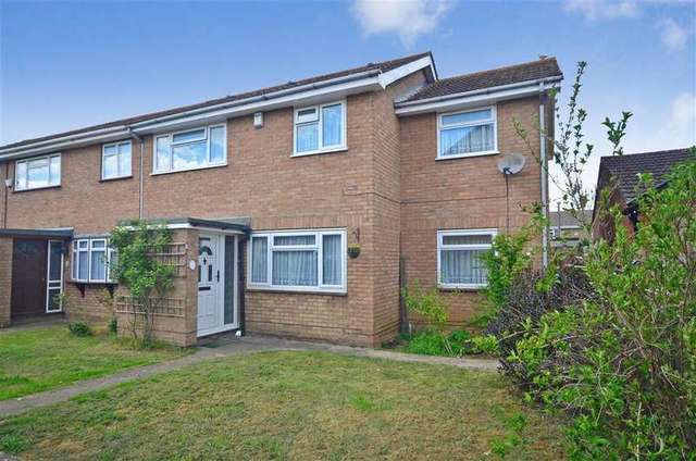  Image of 4 bedroom End of Terrace for sale in Wittering Walk Hornchurch RM12 at Hornchurch Essex Hornchurch, RM12 6NS
