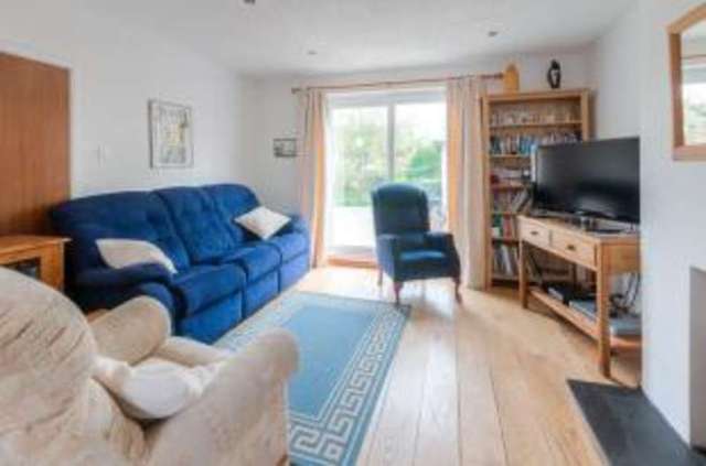  Image of 4 bedroom Terraced house for sale in Woodland Drive St. Albans AL4 at St. Albans Hertfordshire Sandridge, AL4 0ET