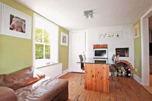  Image of 4 bedroom Cottage for sale in Woodlands Road Woodlands Southampton SO40 at Woodlands Road Woodlands Southampton, SO40 7GL