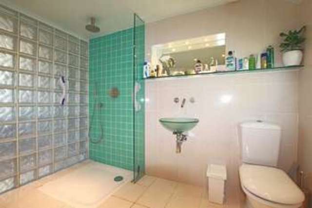  Image of 4 bedroom Cottage for sale in Woodlands Road Woodlands Southampton SO40 at Woodlands Road Woodlands Southampton, SO40 7GL