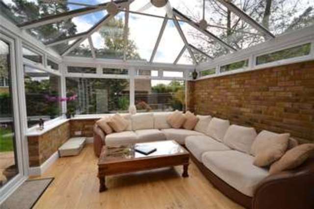  Image of 4 bedroom Detached house to rent in Woodmere Bracknell RG12 at Harmans Water Bracknell Easthampstead, RG12 9QW