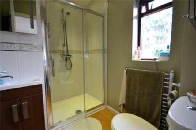  Image of 4 bedroom Detached house to rent in Woodmere Bracknell RG12 at Harmans Water Bracknell Easthampstead, RG12 9QW
