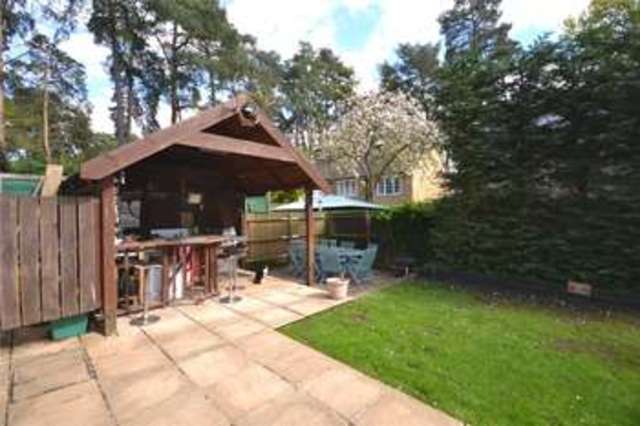 Image of 4 bedroom Detached house to rent in Woodmere Bracknell RG12 at Harmans Water Bracknell Easthampstead, RG12 9QW