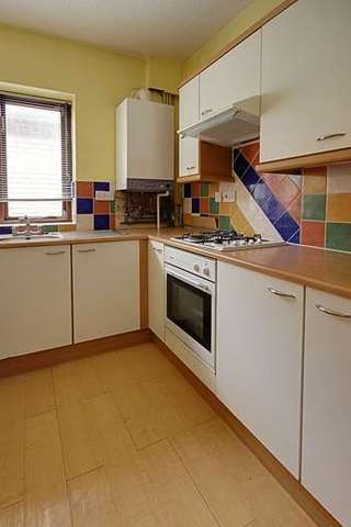  Image of 2 bedroom Flat to rent in Woodward Road Cross Keys Newport NP11 at Woodward Road Cross Keys Newport, NP11 7AT