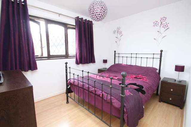  Image of 2 bedroom End of Terrace for sale in Kestrel Way Plymouth PL6 at Woolwell Plymouth Devon, PL6 7SY