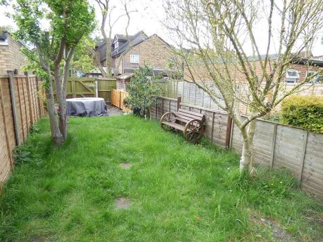 Image of 2 bedroom Detached house to rent in Worton Road Isleworth TW7 at Worton Road  Isleworth, TW7 6EG