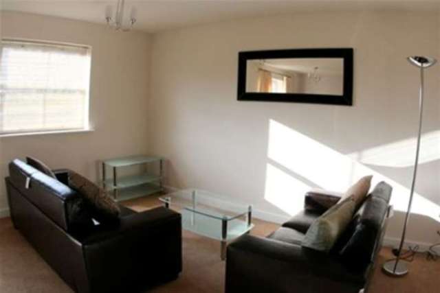  Image of 2 bedroom Flat to rent in Bewsey Street Warrington WA2 at Warrington, WA2 7JE