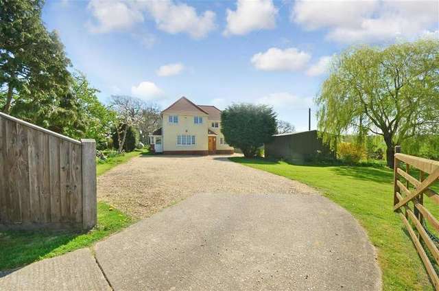  Image of 3 bedroom Detached house for sale in Yarmouth Road Shalfleet Newport PO30 at Shalfleet Newport Newport, PO30 4LZ