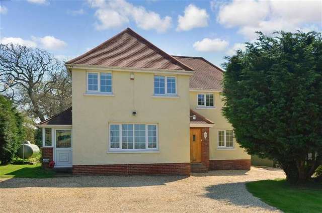  Image of 3 bedroom Detached house for sale in Yarmouth Road Shalfleet Newport PO30 at Shalfleet Newport Newport, PO30 4LZ