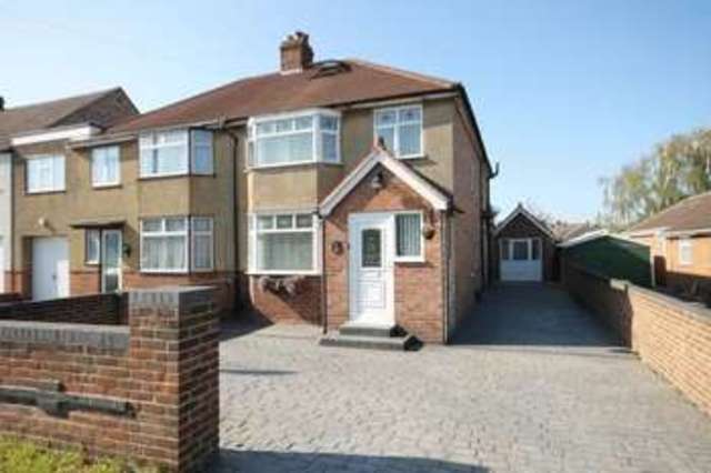  Image of 3 bedroom Semi-Detached house for sale in The Garth Yarnton Kidlington OX5 at The Garth  Yarnton, OX5 1NA