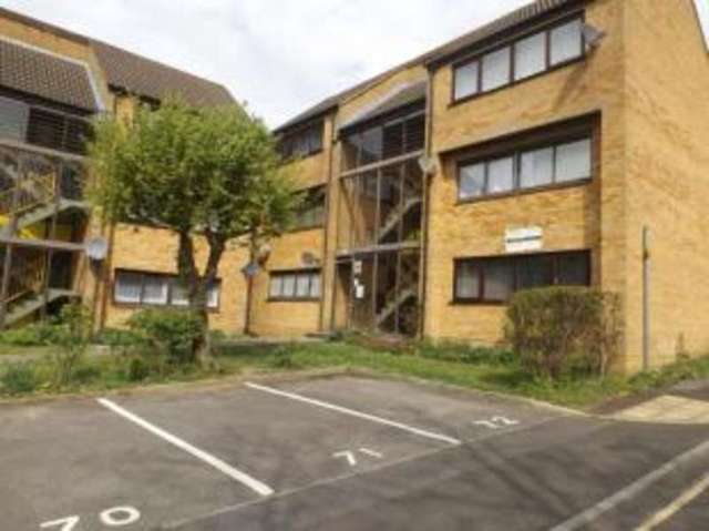  Image of 1 bedroom Flat for sale in Ivel Court Yeovil BA21 at Yeovil Somerset Preston Plucknett, BA21 4HY