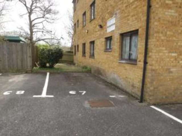  Image of 1 bedroom Flat for sale in Ivel Court Yeovil BA21 at Yeovil Somerset Preston Plucknett, BA21 4HY