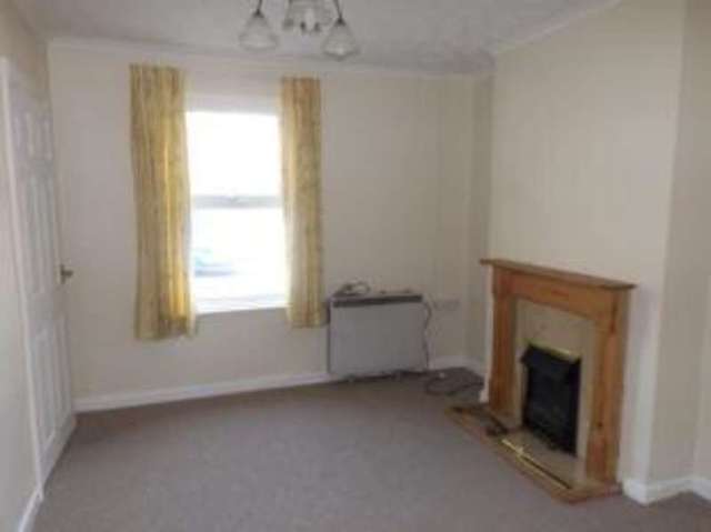  Image of 2 bedroom Terraced house for sale in Cecil Street Yeovil BA20 at Yeovil Somerset Yeovil, BA20 1JE