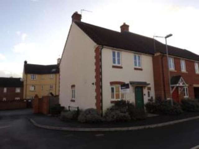  Image of 3 bedroom End of Terrace for sale in Park Road Yeovil BA20 at Yeovil Somerset Yeovil, BA20 2FW