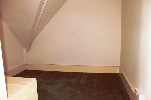  Image of 2 bedroom Detached house to rent in Felcourt Felcourt East Grinstead RH19 at Felcourt  East Grinstead, RH19 2LQ