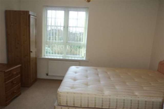  Image of 3 bedroom Flat to rent in Bishopbourne Court North Shields NE29 at North Shields, NE29 9JE