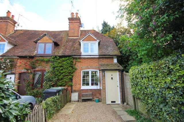  Image of 2 bedroom End of Terrace for sale in Common Lane Binfield Heath Henley-on-Thames RG9 at Binfield Heath  Henley-On-Thames, RG9 4JX