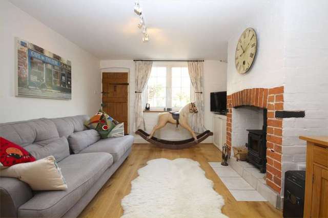  Image of 2 bedroom End of Terrace for sale in Common Lane Binfield Heath Henley-on-Thames RG9 at Binfield Heath  Henley-On-Thames, RG9 4JX