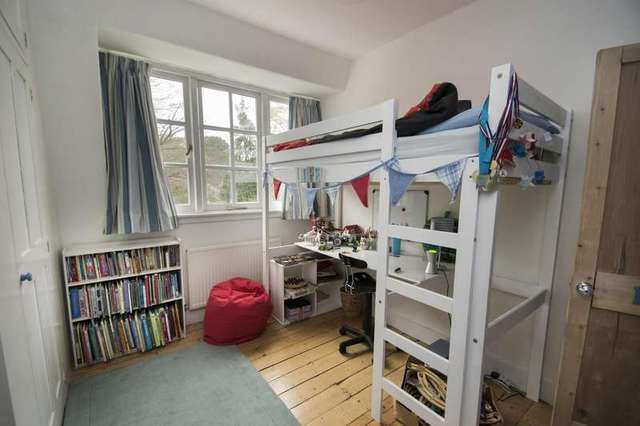  Image of 4 bedroom Semi-Detached house for sale in Icknield Road Goring Reading RG8 at Icknield Road Goring on Thames Reading, RG8 0DJ