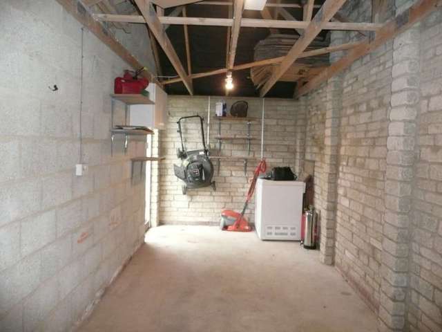  Image of 4 bedroom Detached house to rent in Corncrake Way Bicester OX26 at Corncrake Way Langford Village Bicester, OX26 6UF