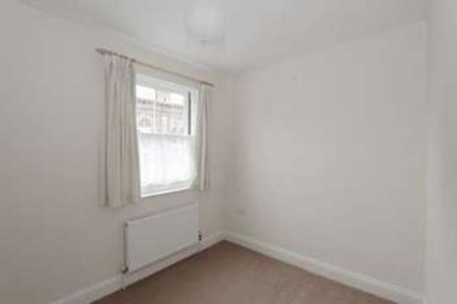  Image of 2 bedroom Terraced house for sale in Cottage Lane Barton-upon-Humber DN18 at Cottage Lane  Barton-Upon-Humber, DN18 5PH