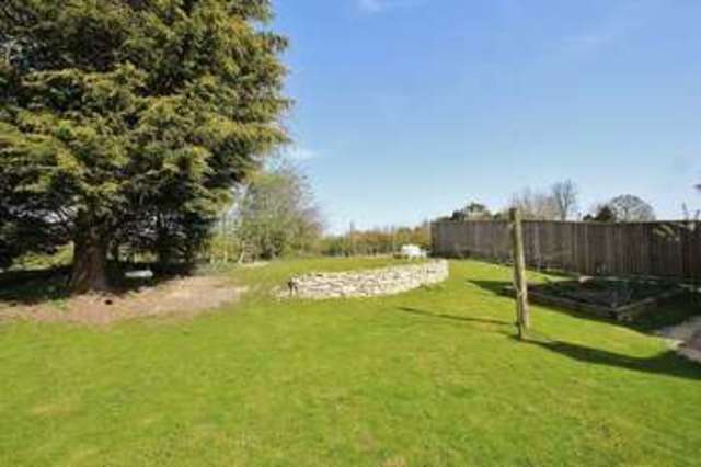  Image of 3 bedroom Cottage for sale in Curbridge Witney OX29 at Curbridge Curbridge, OX29 7NY