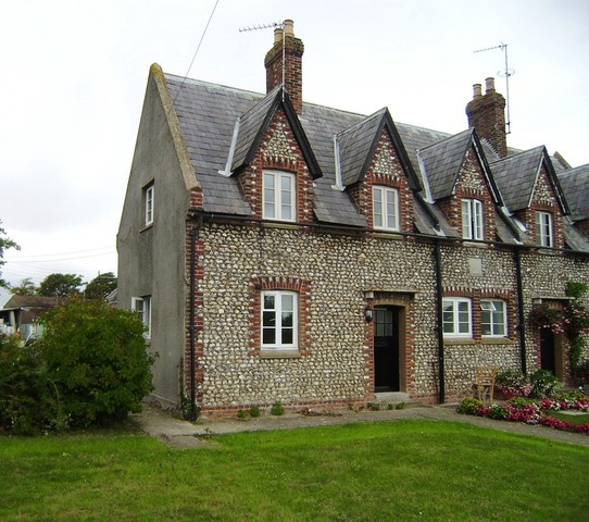  Image of 2 bedroom Detached house to rent in Selsey Road Donnington Chichester PO20 at Selsey Road  Donnington, PO20 7PL