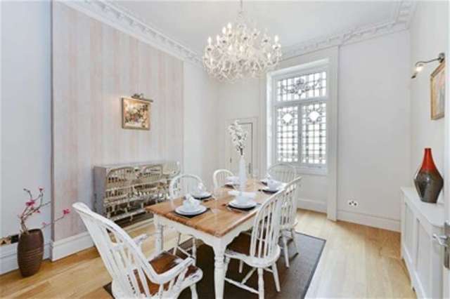  Image of 3 bedroom Flat for sale in Montagu Square London W1H at London, W1H 2LS