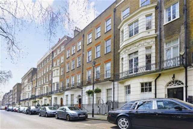  Image of 3 bedroom Flat for sale in Montagu Square London W1H at London, W1H 2LS