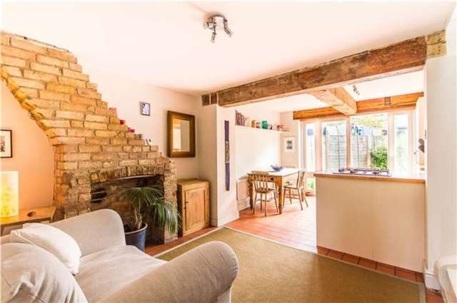  Image of 2 bedroom Terraced house for sale in Station Road Waterbeach Cambridge CB25 at 3 Station Road  Waterbeach, CB25 9HT