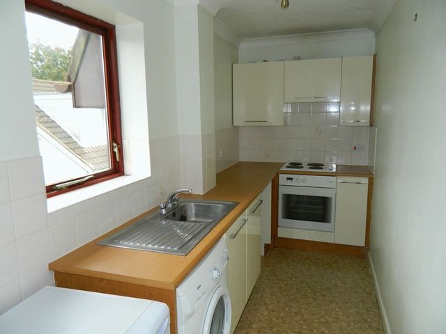 1 Bedroom Flat To Rent In Roberts Road Shirley Southampton So15